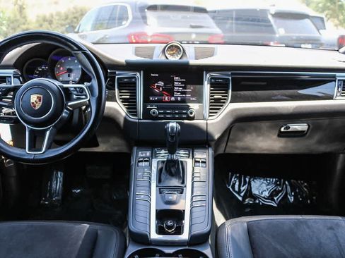 Used 2018 Porsche Macan S AWD/4WD image 13