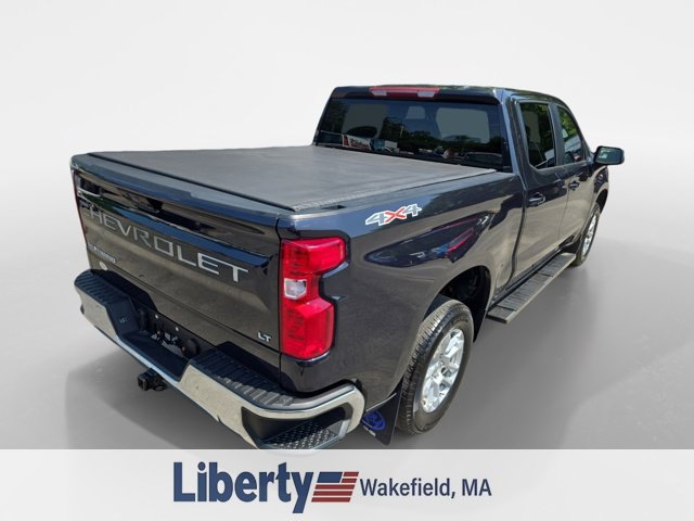 Used 2023 Chevrolet Silverado 1500 LT AWD/4WD image 3