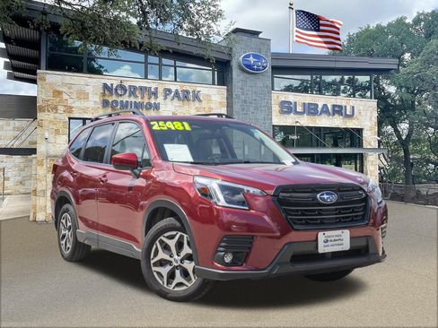 Used 2024 Subaru Forester Premium AWD/4WD image 1
