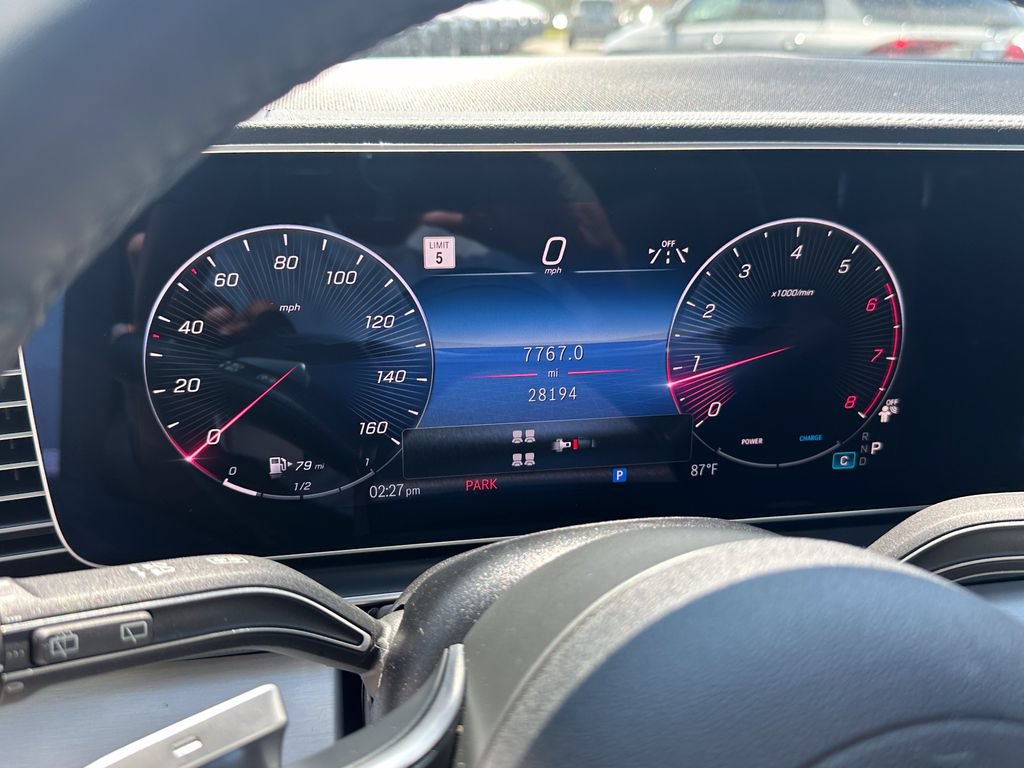 Certified 2025 Mercedes-Benz GLS 450 4MATIC image 31