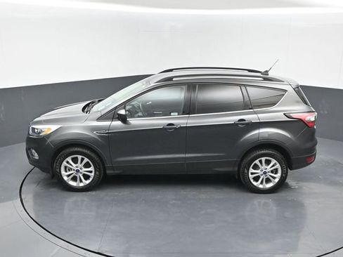 Used 2018 Ford Escape SEL image 12