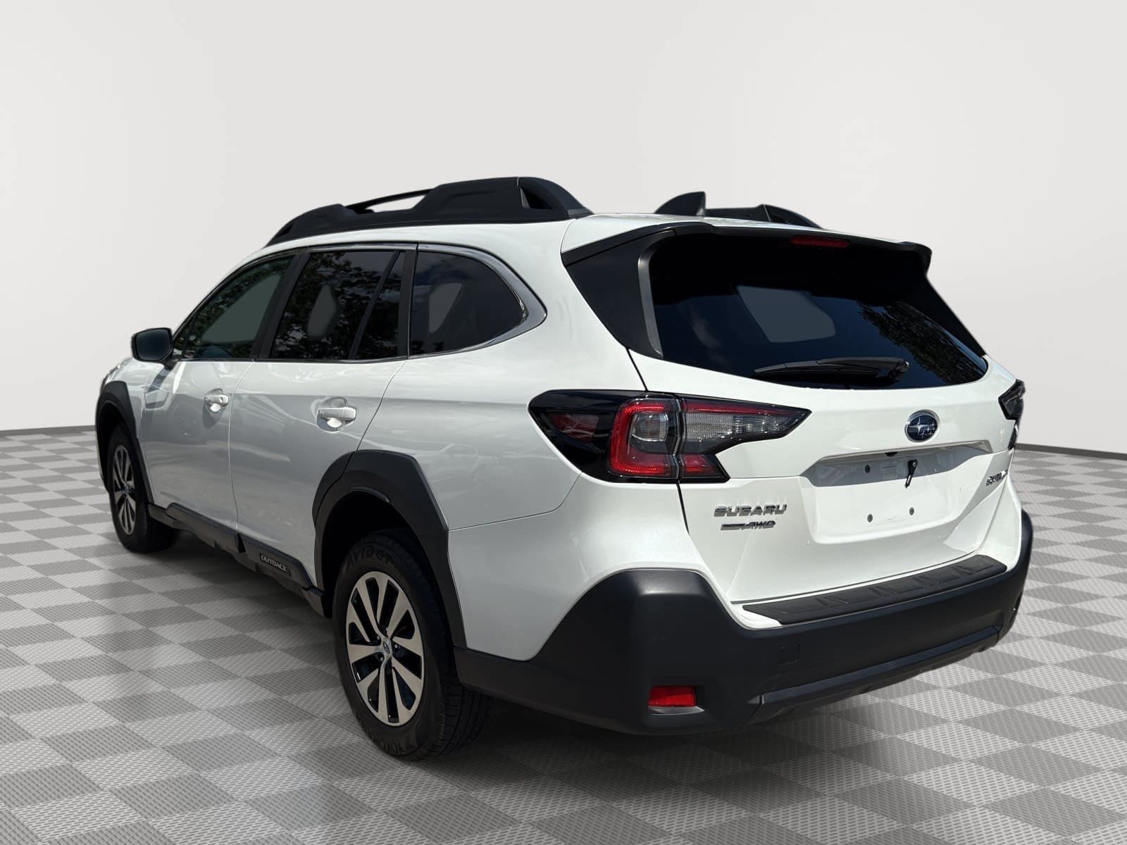 Used 2023 Subaru Outback Premium w/ Popular Package #1 AWD/4WD image 6