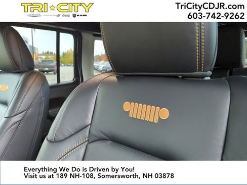 New 2025 Jeep Wrangler Sport S image 10