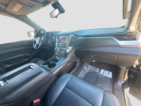 Used 2016 Chevrolet Suburban LS image 28