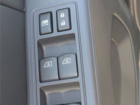 New 2026 Nissan Frontier SV w/ Tow Package image 12