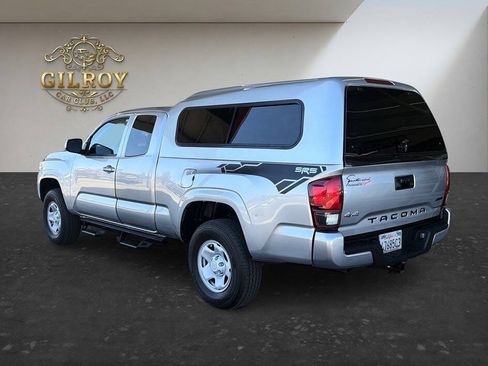 Used 2021 Toyota Tacoma SR5 AWD/4WD image 14