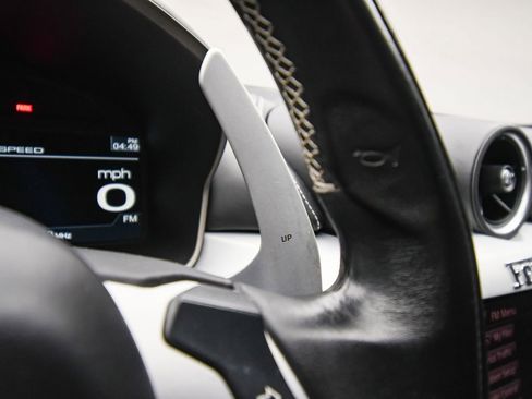 Used 2015 Ferrari FF Black image 40