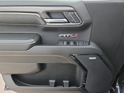Certified 2024 GMC Sierra 1500 AT4 w/ Technology Package image 18