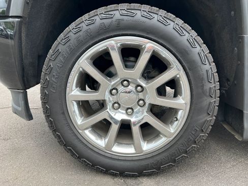 Used 2014 GMC Sierra 1500 Denali w/ Driver Alert Package AWD/4WD image 17