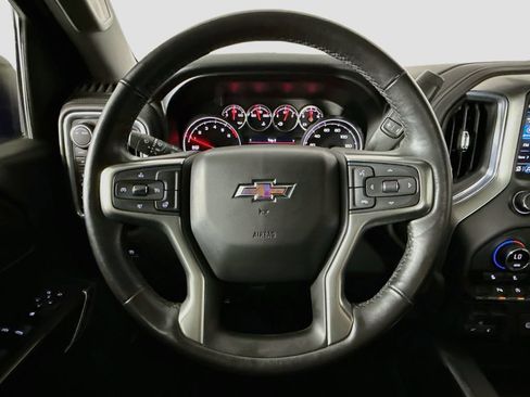 Used 2021 Chevrolet Silverado 1500 LT Trail Boss w/ Convenience Package II AWD/4WD image 11
