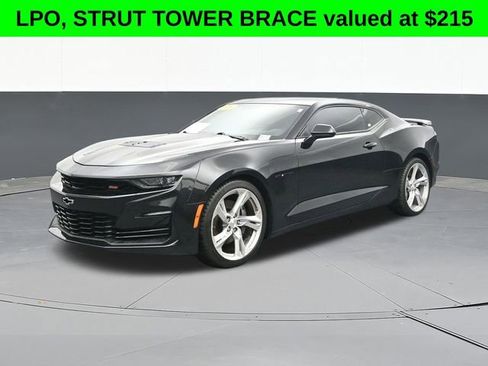 Used 2019 Chevrolet Camaro SS RWD image 4