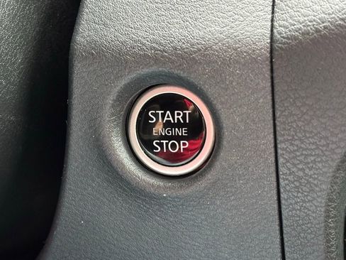 Used 2023 Nissan Frontier Pro-X w/ Pro Convenience Package RWD image 23