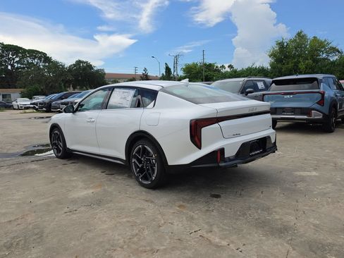 New 2026 Kia K4 EX FWD image 6