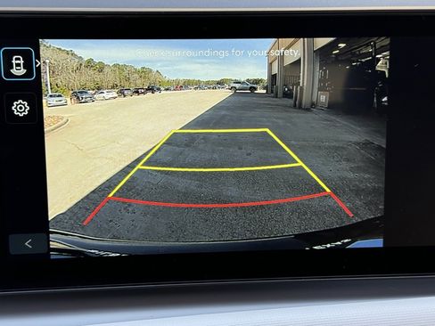 Used 2025 Hyundai Tucson SEL image 3