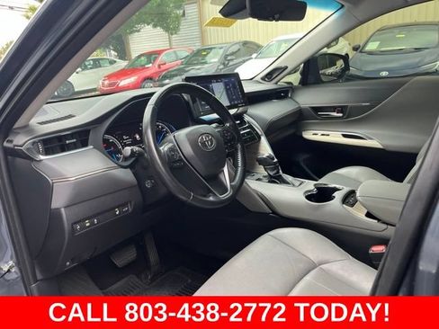 Used 2021 Toyota Venza XLE w/ Softex Package AWD/4WD image 6