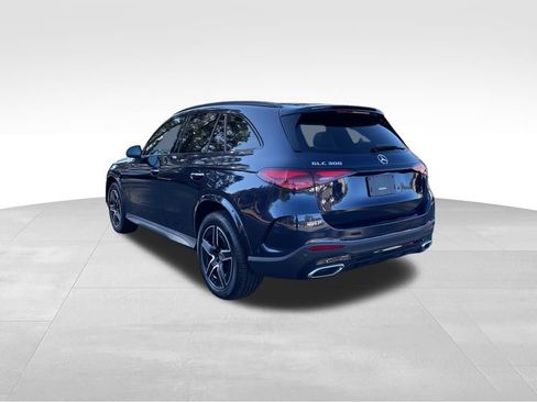 Used 2023 Mercedes-Benz GLC 300 4MATIC image 7