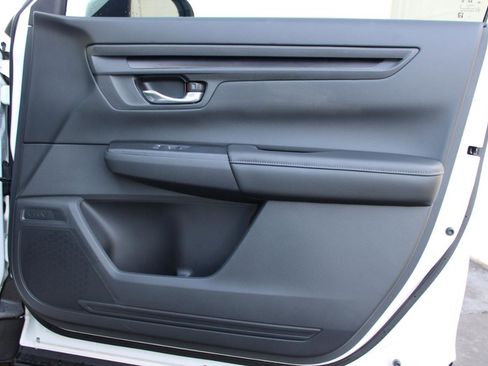 Used 2026 Honda CR-V EX image 42