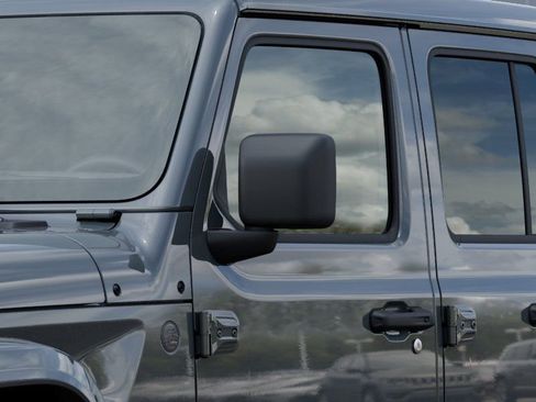 New 2026 Jeep Wrangler Unlimited Sahara AWD/4WD image 13