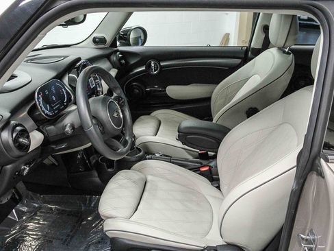 Used 2023 MINI Cooper S image 19