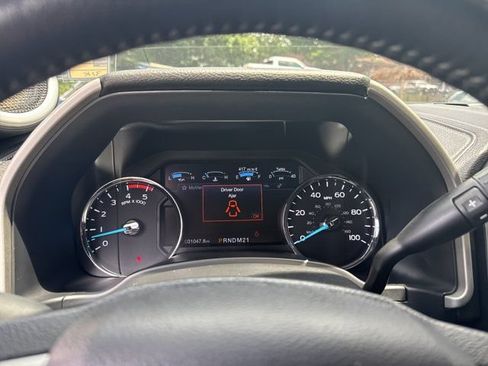 Used 2019 Ford F350 Lariat w/ Lariat Ultimate Package AWD/4WD image 27