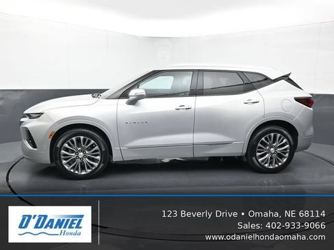 Used 2020 Chevrolet Blazer Premier AWD/4WD image 2