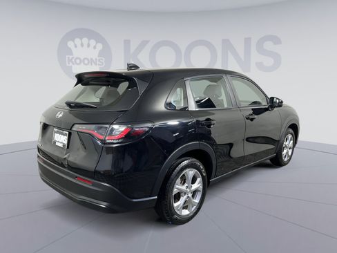 Used 2023 Honda HR-V LX image 11