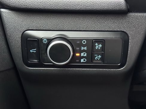 Used 2019 Ford Escape SE image 37