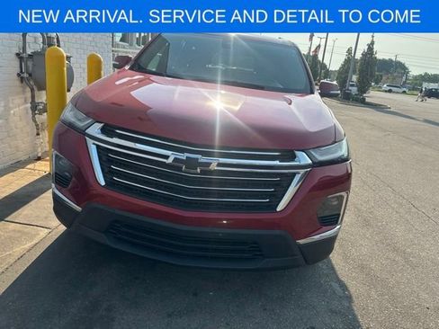 Certified 2023 Chevrolet Traverse LT FWD image 4