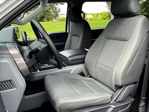 Used 2024 Ford F150 XLT w/ Mobile Office Package image 25