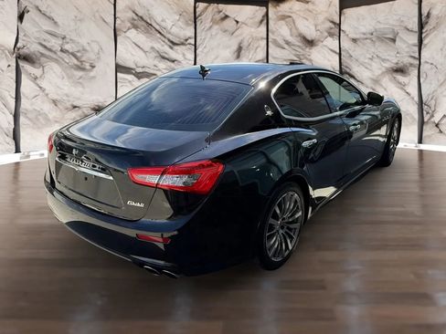 Used 2017 Maserati Ghibli S image 25