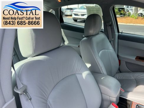 Used 2005 Buick LaCrosse CXL w/ Gold Convenience Package FWD image 24