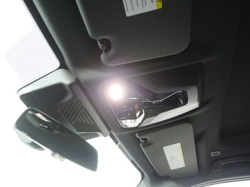 Used 2026 BMW X1 xDrive28i image 18