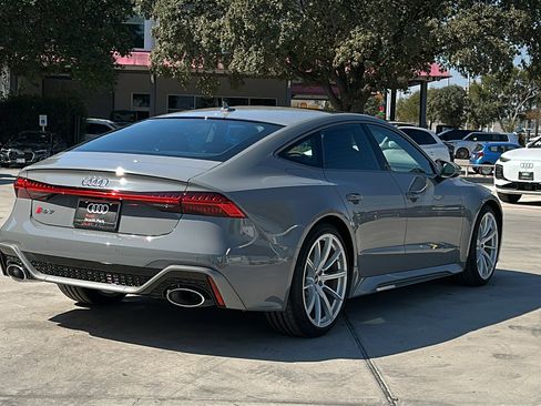 New 2026 Audi RS 7 Performance image 7