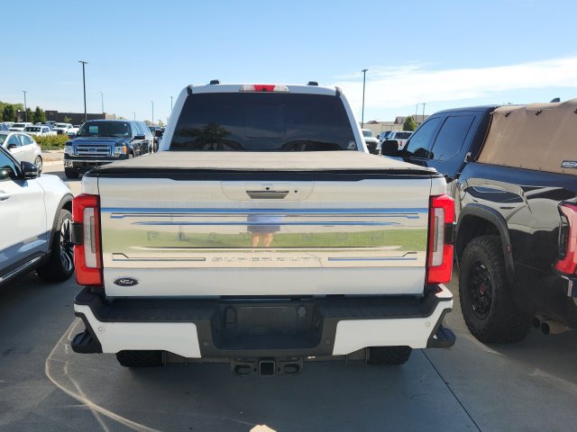 Used 2023 Ford F250 Platinum AWD/4WD image 5