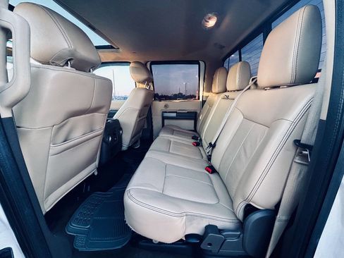 Used 2014 Ford F250 Lariat image 20