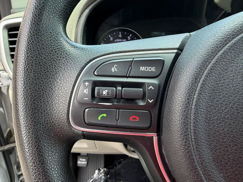 Used 2019 Kia Sportage LX AWD/4WD image 25