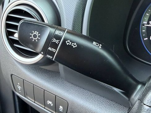 Used 2020 Hyundai Kona SE AWD/4WD image 26