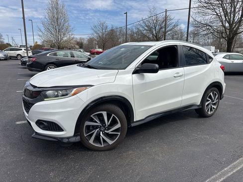 Used 2019 Honda HR-V Sport image 1