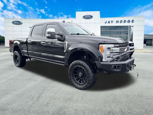 Used 2019 Ford F250 Platinum w/ Platinum Ultimate Package image 1