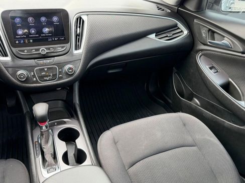 Used 2023 Chevrolet Malibu RS FWD image 27