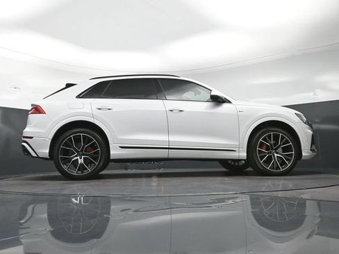 Used 2023 Audi Q8 Prestige AWD/4WD image 25