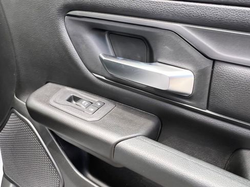 New 2026 RAM 1500 Express AWD/4WD image 16