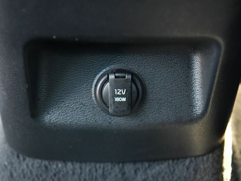 Used 2023 Kia Telluride LX AWD/4WD image 38