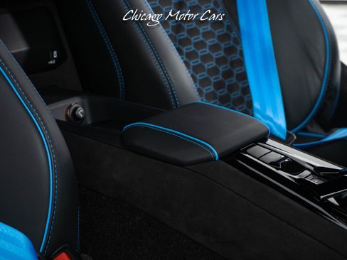 Used 2023 Lamborghini Huracan Tecnica image 37