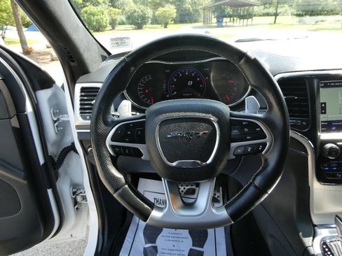 Used 2018 Jeep Grand Cherokee SRT w/ Trailer Tow Group IV AWD/4WD image 12