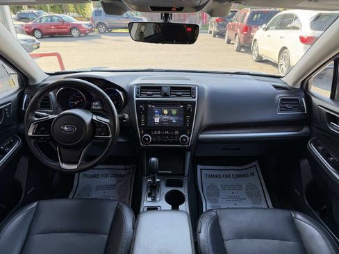 Used 2018 Subaru Outback 2.5i Limited AWD/4WD image 13