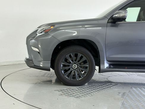 Used 2020 Lexus GX 460 Luxury w/ Luxury Sport Package AWD/4WD image 27