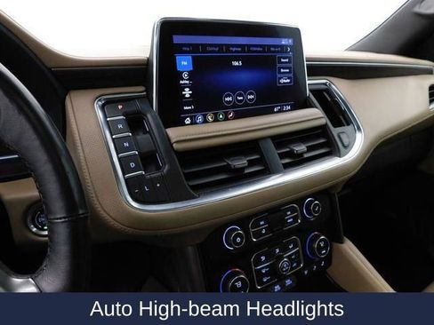 Used 2021 Chevrolet Suburban Premier w/ Premium Package image 37