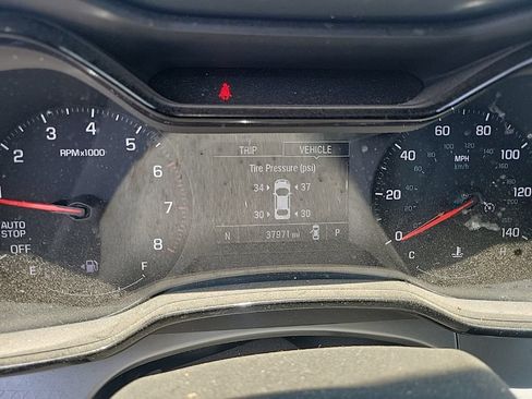 Used 2024 Chevrolet Trax LS w/ LS Convenience Package FWD image 10