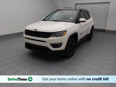 Used 2018 Jeep Compass Latitude w/ Popular Equipment Group AWD/4WD image 1